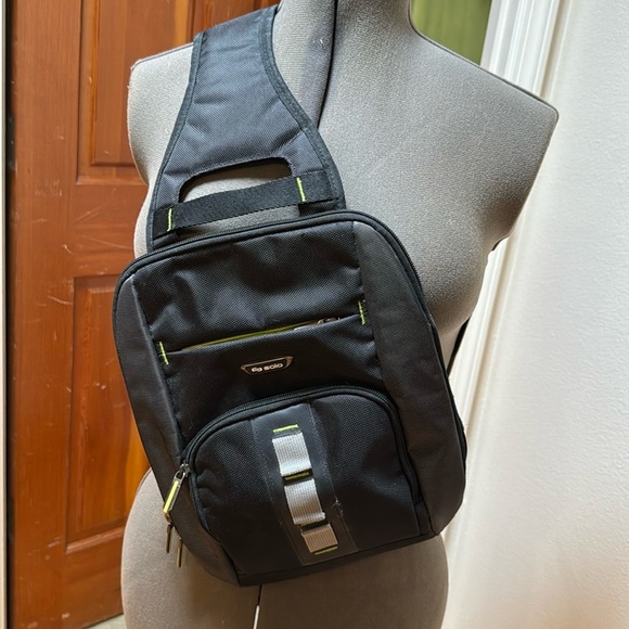 Sling Backpack, Multipurpose Crossbody Shoulder Bag Travel Hiking Yellow, iPad - Picture 1 of 6